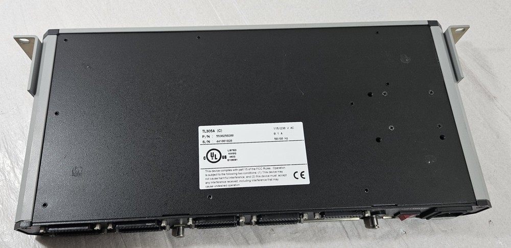 Black Box PSD-8 TL305A Programmable Sharing Device 8-Port - Rack mount.