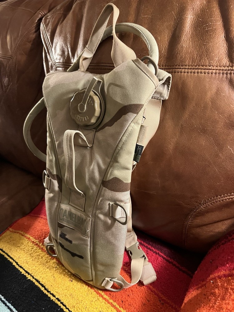 CamelBak Maximum Gear ThermoBak 3L Hydration Backpack Camouflage NWOT