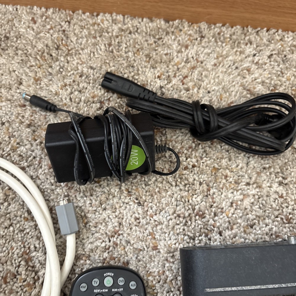 AT&T ATT U-Verse Cisco Cable Box ISB7005 with Remote