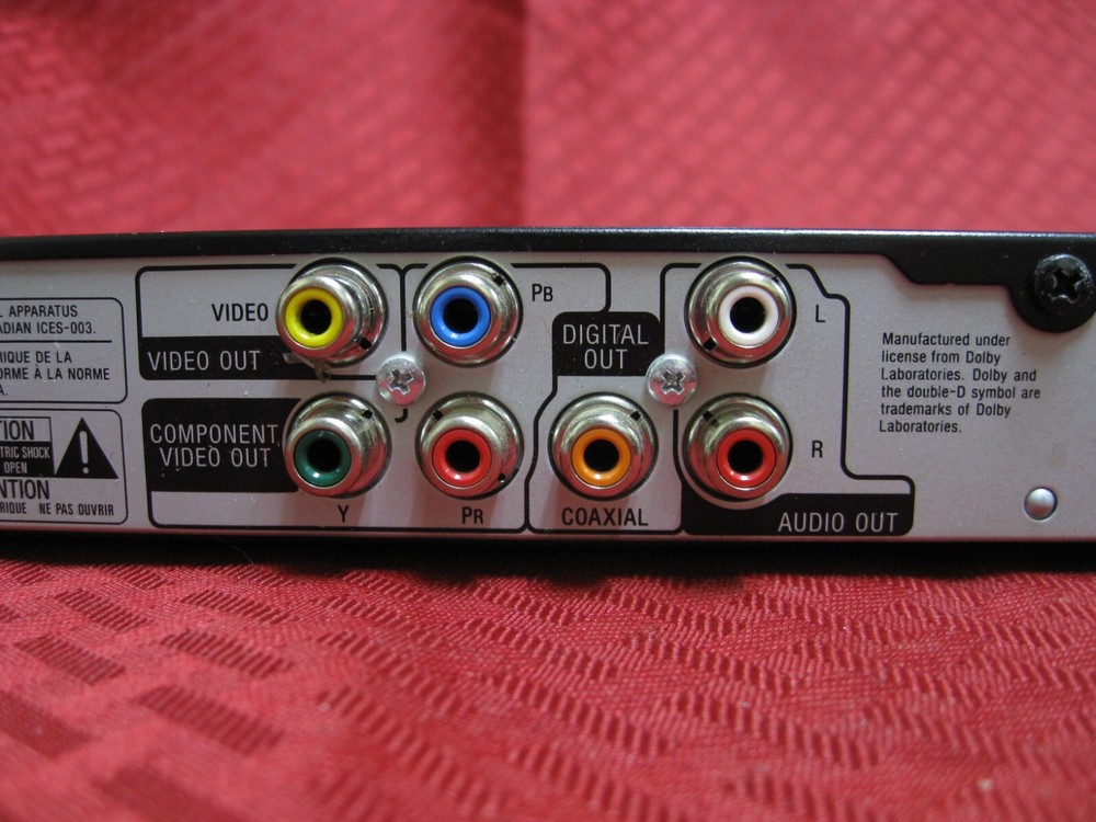 Sony DVP-SR200P DVD Player Tested Working + Cleaned, no remote