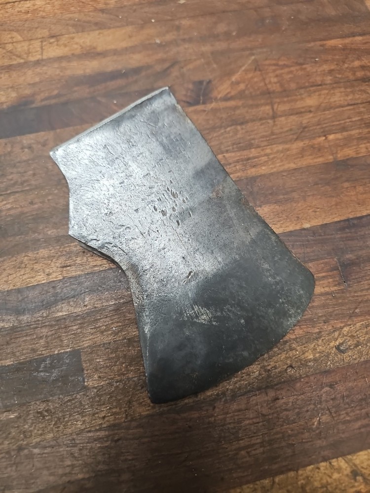 E42- Early Antique jersey pattern axe head 3 lb