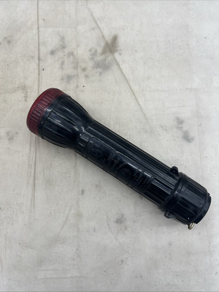 US Coast Guard Type S Flashlight (AA619