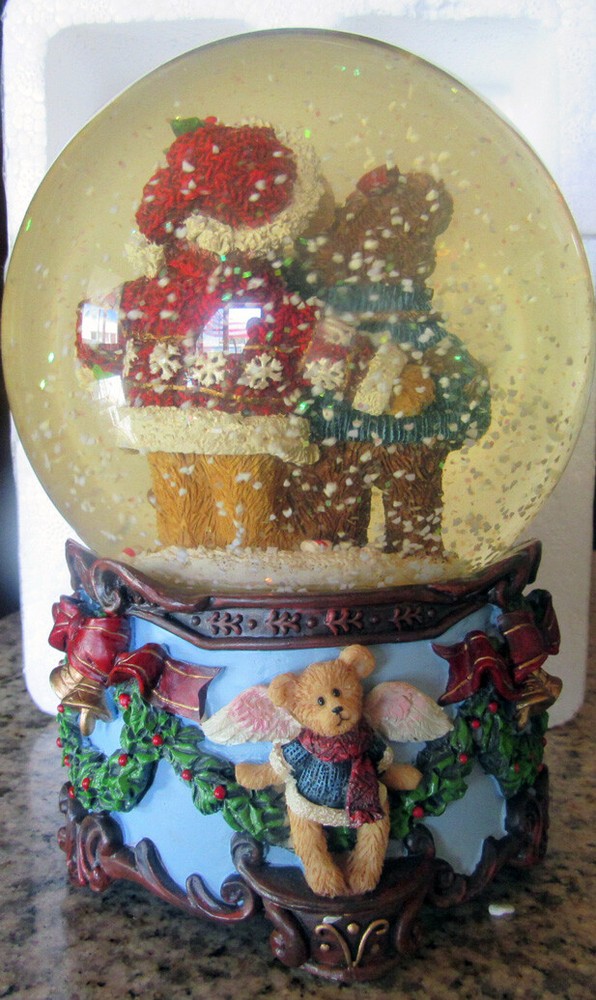 JC Penney Musical Three Bears Snowglobe