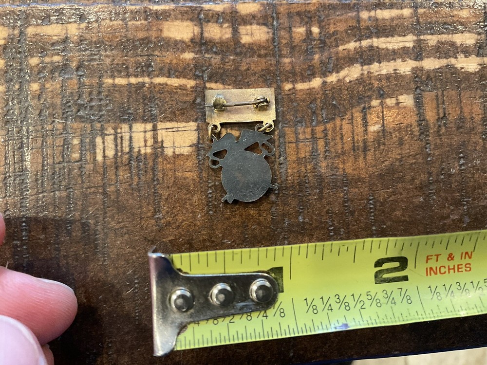 ORIGINAL WWI US QUARTERMASTER SON IN SERVICE PIN