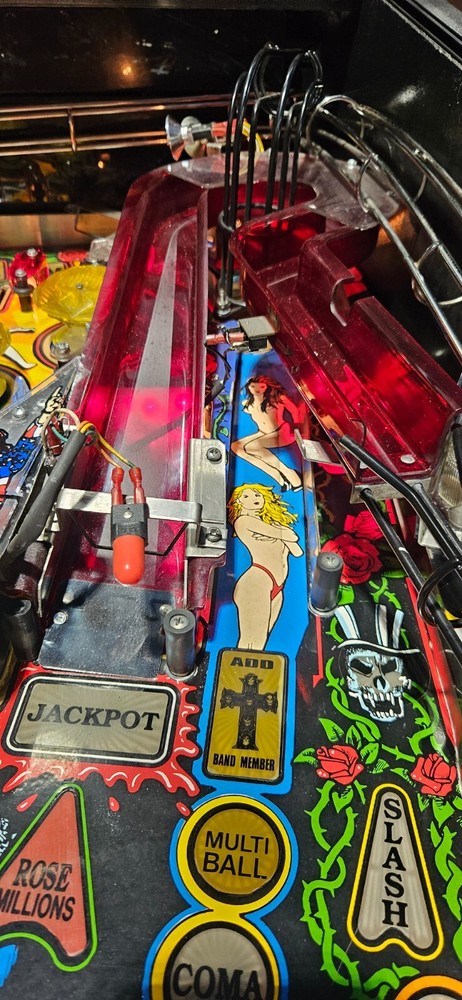 Guns N Roses Pinball by Data East