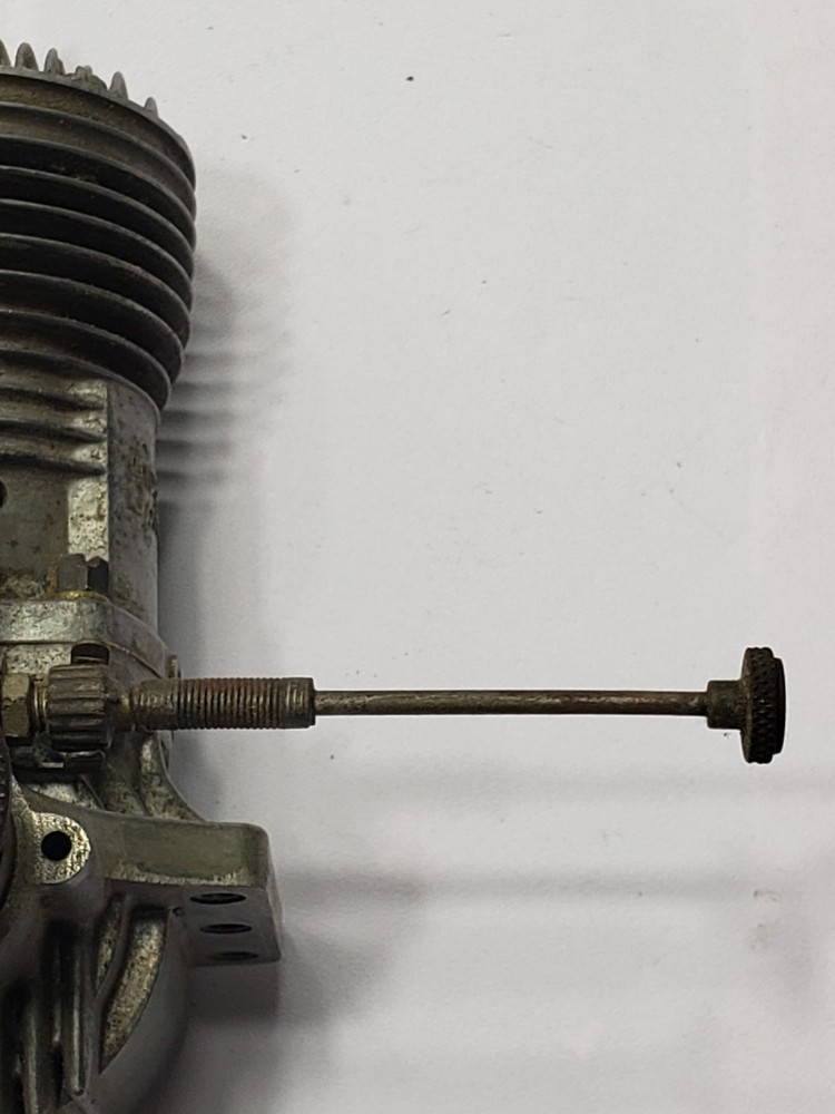 Vintage Anderson Spitfire 6100 Series Ignition/Spark Model Plane Engine