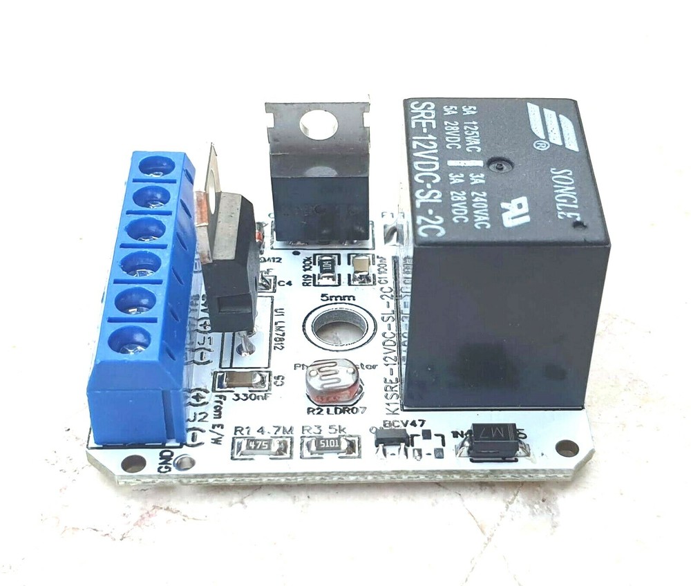 24V 5Amp West East Auto Sensor Night DIY PV Panel Sun Tracking Controller Board