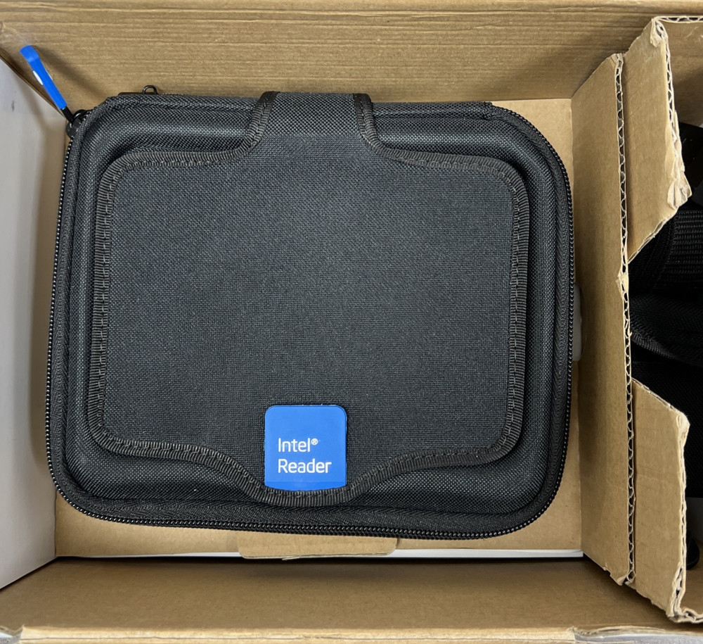 Intel Reader by Intel Health Complete Kit with Box and Accessories