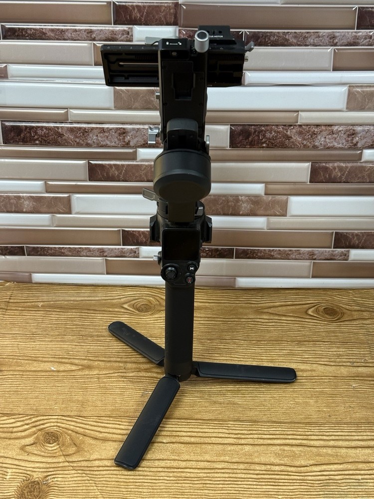 DJI RS 3 - P11C - Gimbal Stabilizer - INSPECTED - TESTED - PLEASE READ