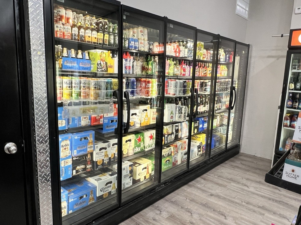 Reach-in Cooler