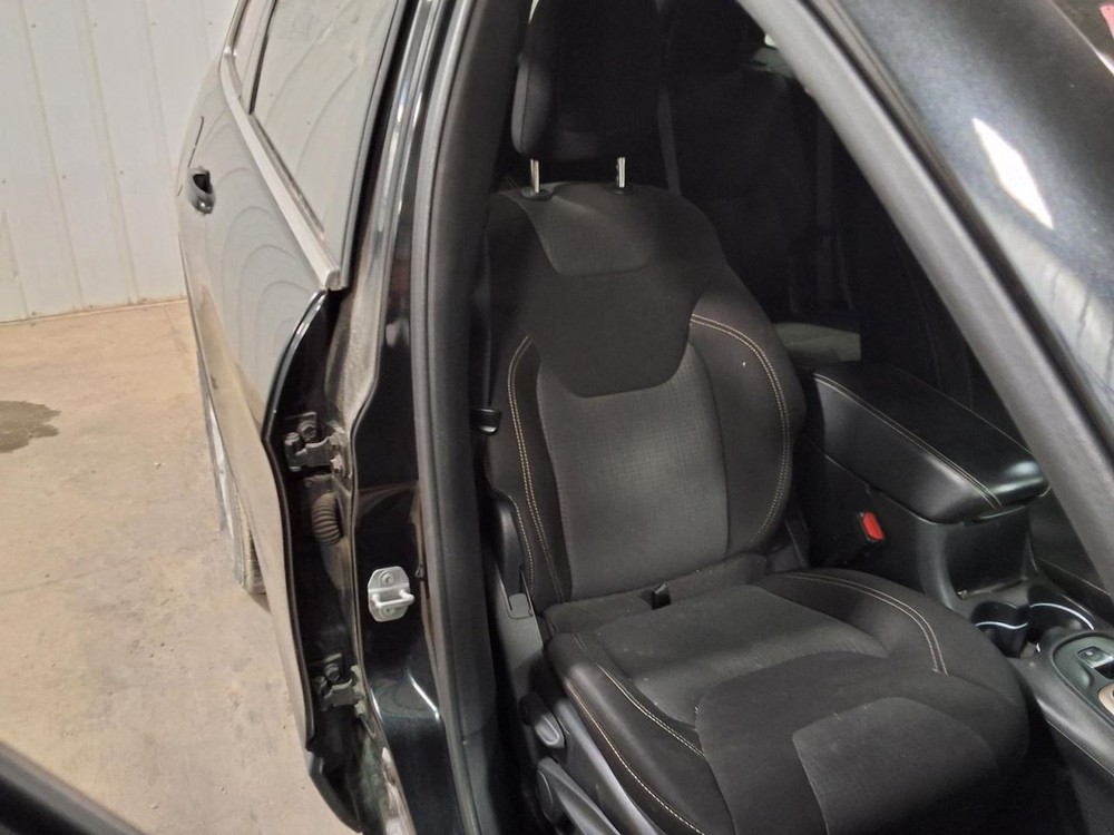 Anti-Lock Brake Part Assembly Includes Module Fits 15 CHEROKEE 1649196