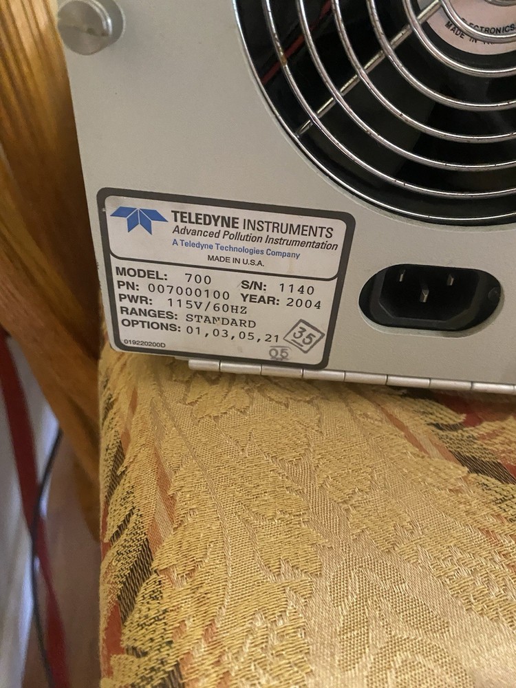 Teledyne Instrument API Dynamic Dilution Calibrator Model 700 Powers On See Desc