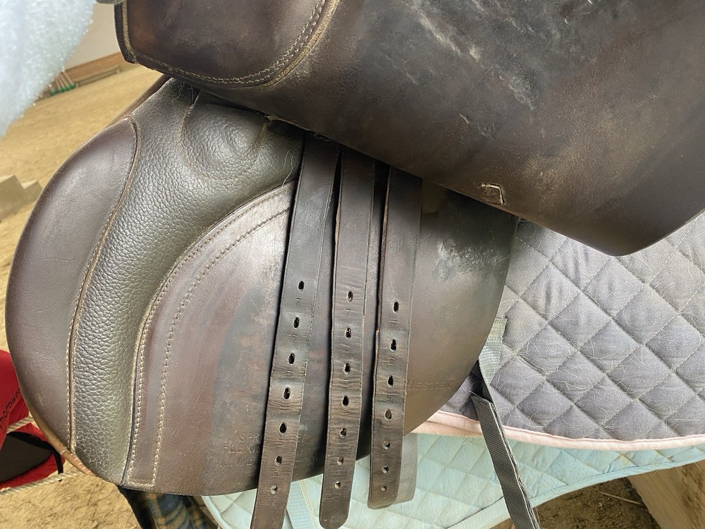 Ainsley Chester 17” Jump Saddle