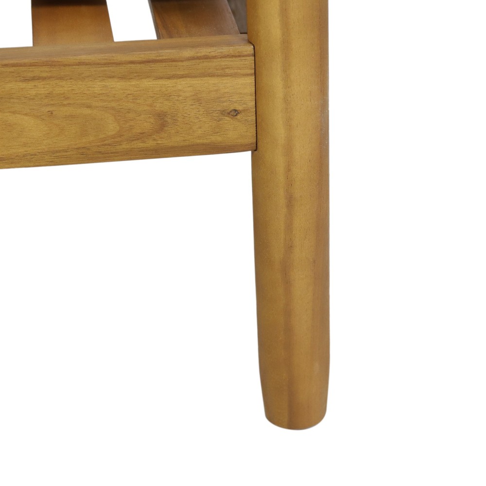 CLUB CHAIR