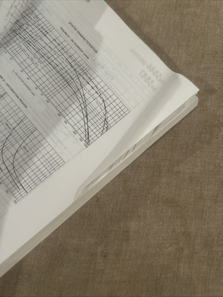 Motorola Data Book Semiconductor Data Library Volume 2 Second Edition 1974