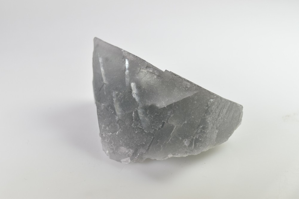 Blue / Grey Fluorite Fluorescent UV Reactive from Morocco 8.4 cm # 20249