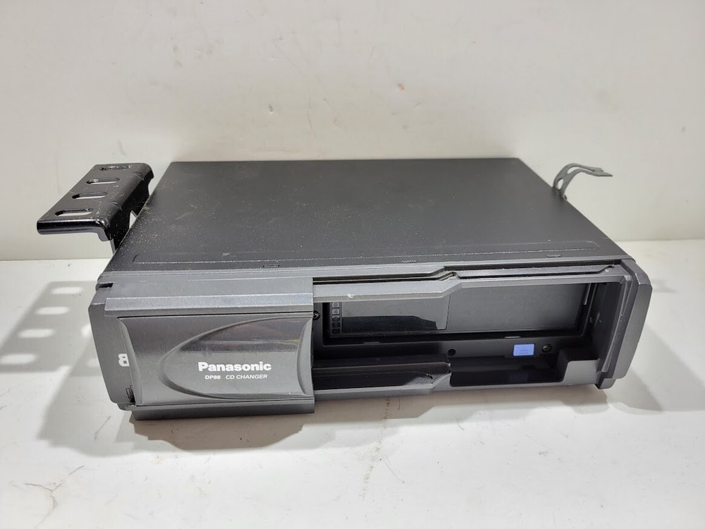 Panasonic 8 Disc CD Changer M/N CX-DP88U