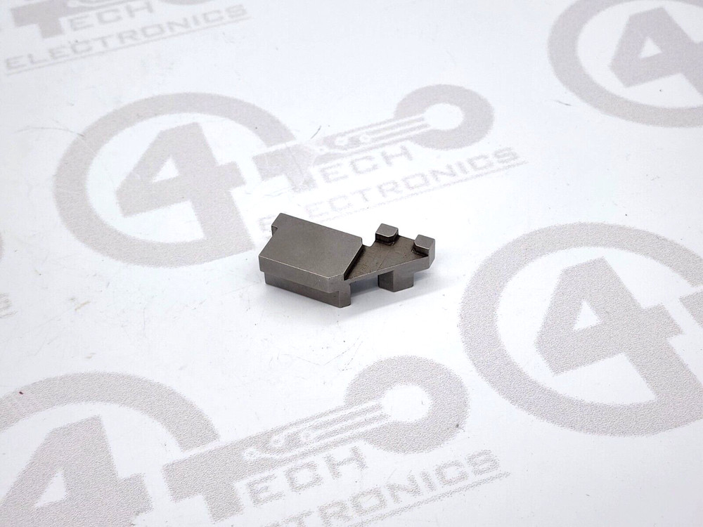 Universal Instruments Slide 30997505