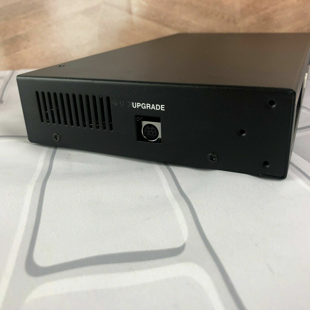 Digital Extender HD-D105N 1X5 HDMI Distribution Amplifier