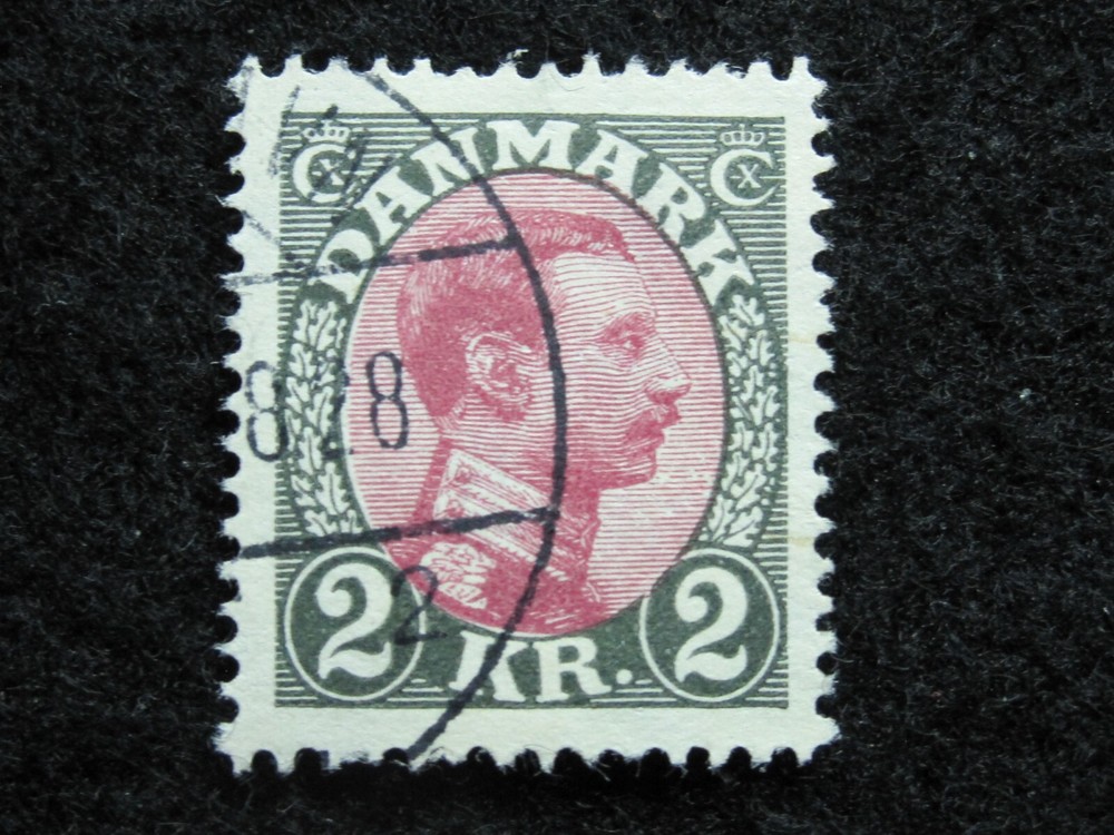 DENMARK - SCOTT# 129 - USED - CAT VAL $26.00