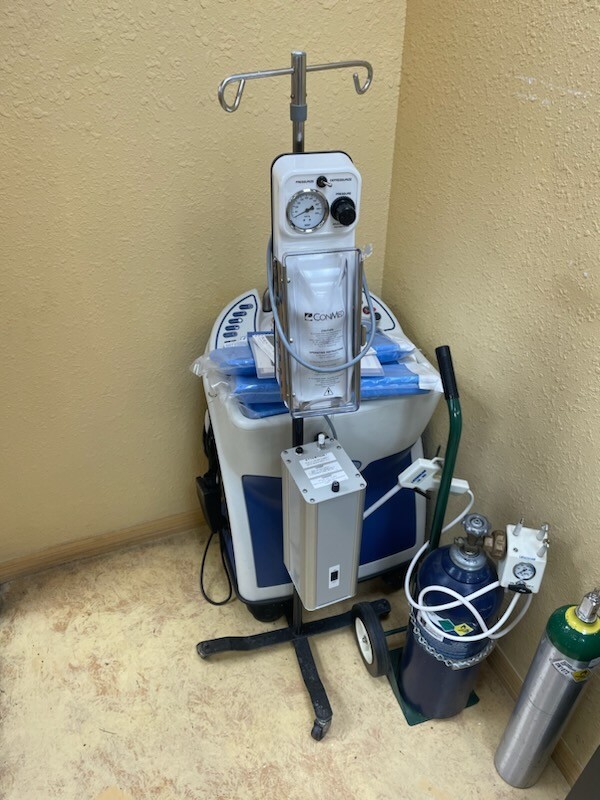 Conmed PRessure Infuser Irrigation Pump