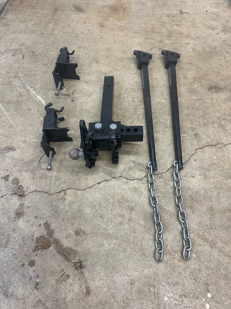 Trailer Hitch Towing Leveling System