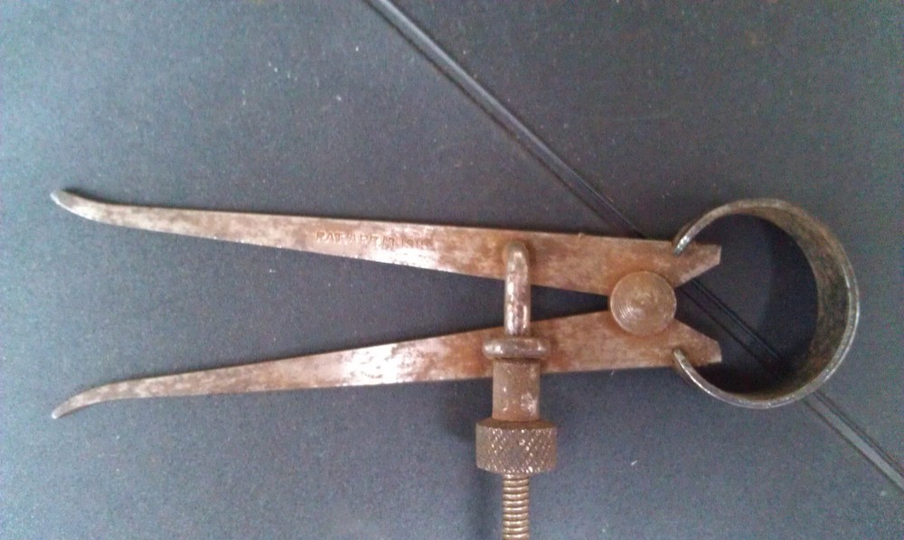 24CC00 P, S & W DIVIDERS & ??? INSIDE CALIPERS