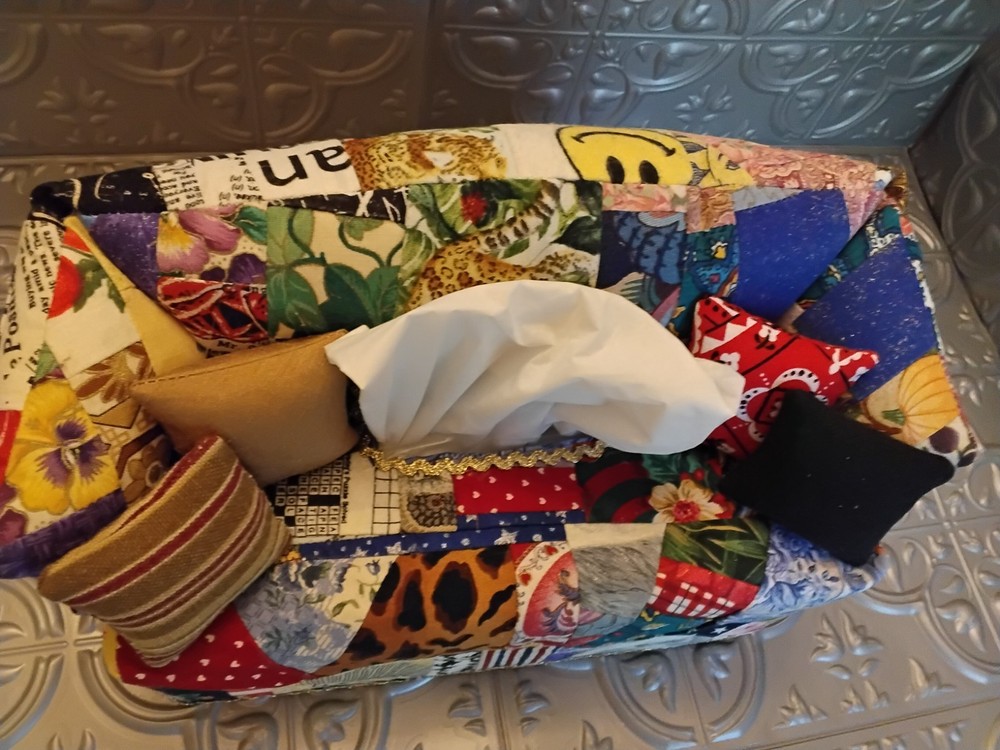 PATCH WORK SOFA TISSUE BOX COVER NEW HANDMADE FREE TISSUES