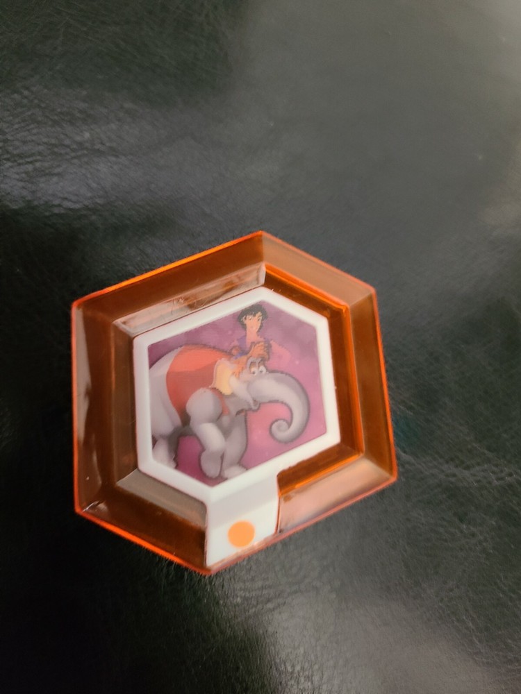 Nintendo 3ds Disney Infinity Game, Game Base, And Figures