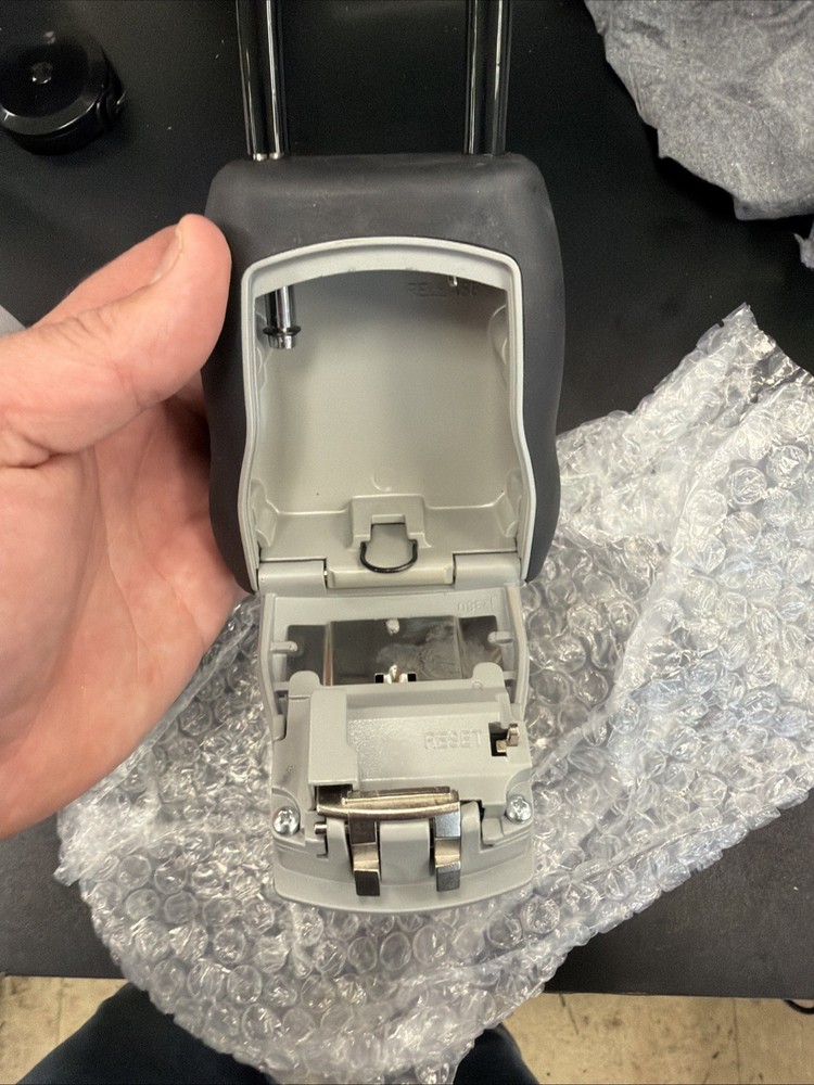 H-7. Master Lock 5400D Portable Combination Lock Box - Black