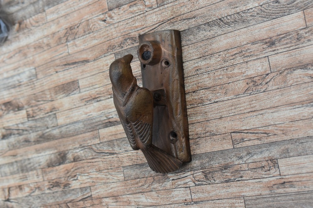 Cast Iron Woodpecker Bird Shape Door Gate Pull Handle Knocker Farm Barn Decor