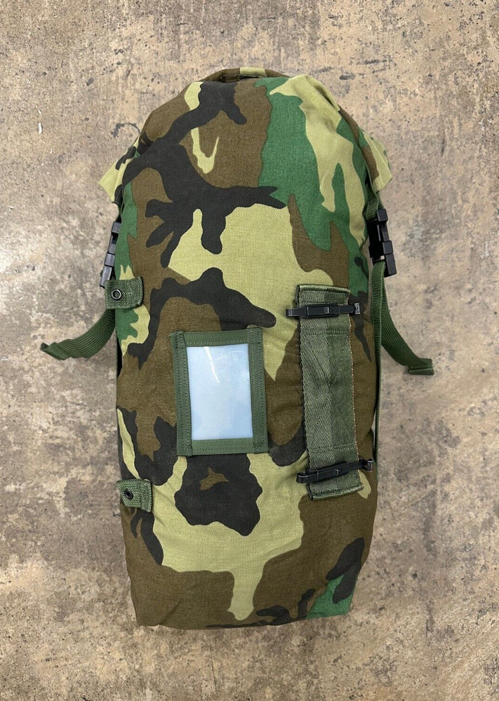 ( 1 ) NOS Woodland Compression Stuff Sack, US Military, V-42