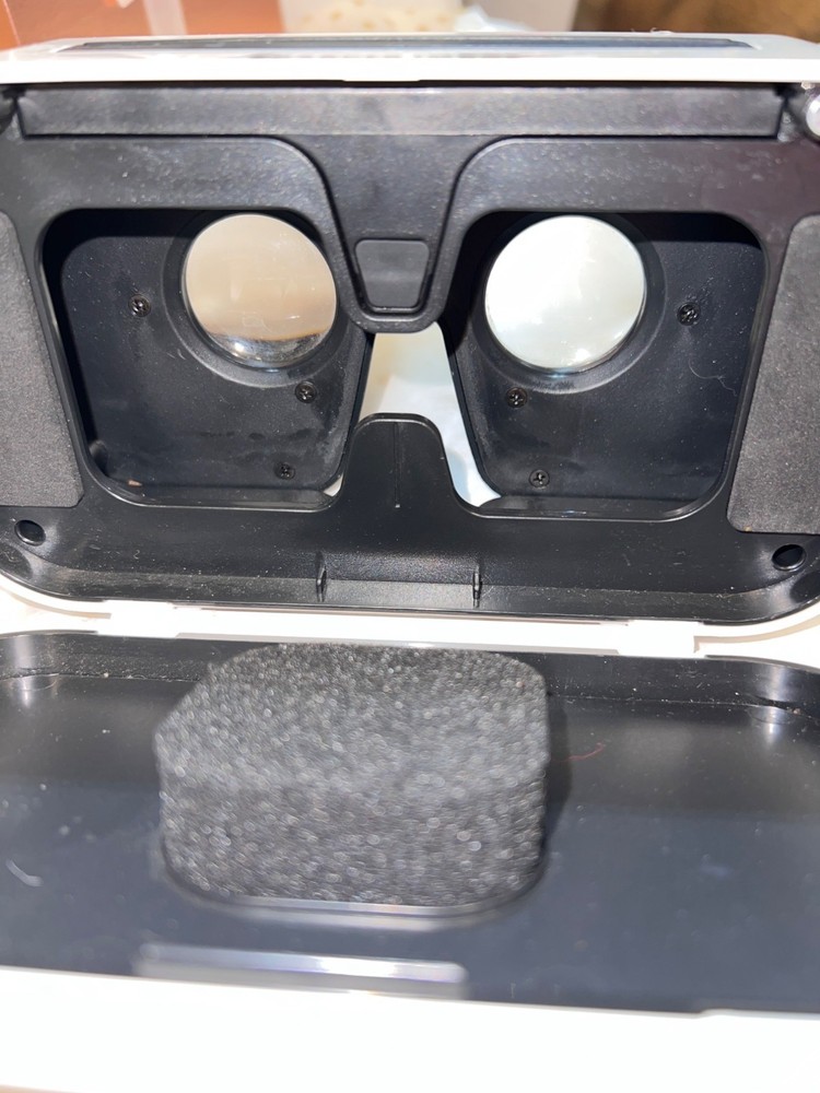 VR Storm & Sharper Image Virtual Reality Headsets