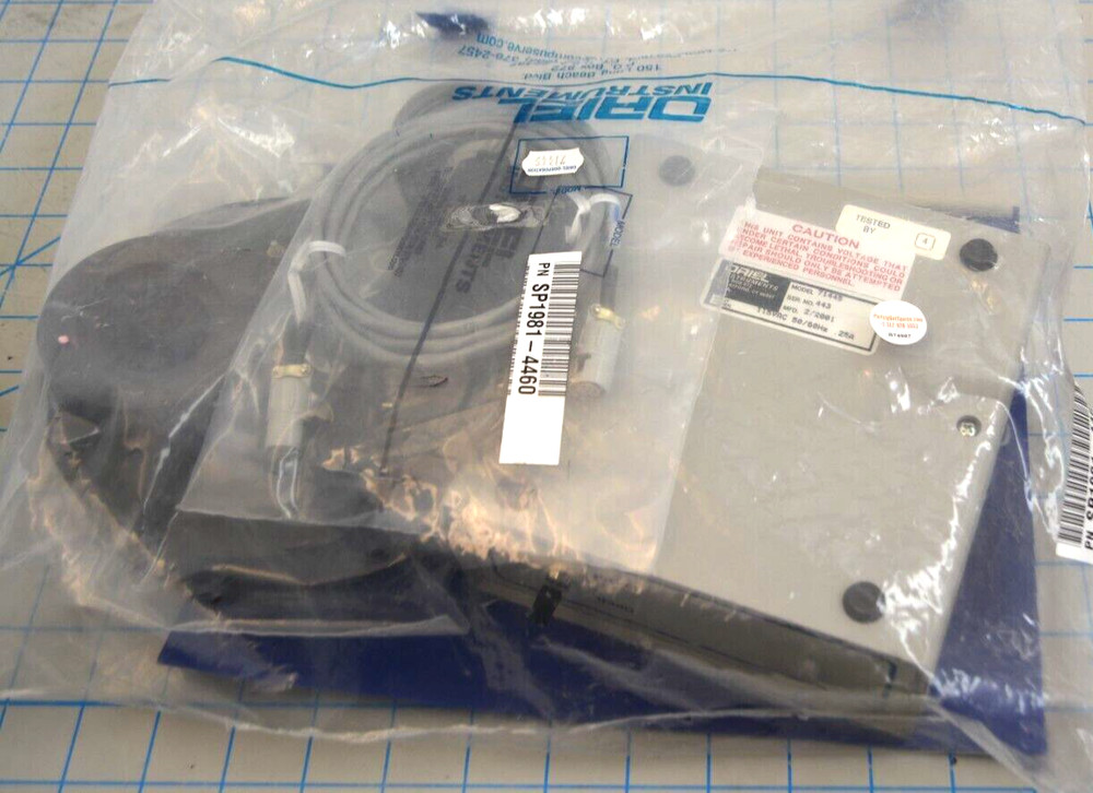 71445 / SHUTTER LIGHT SOURCE, 1.4-IN 71445 / ORIEL INSTRUMENTS