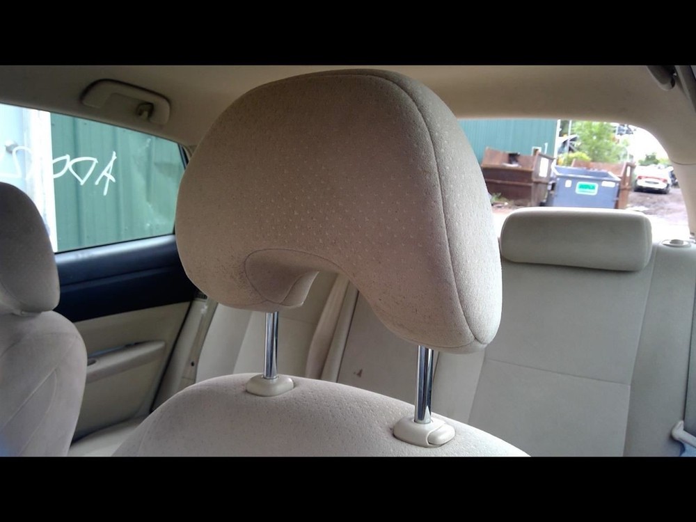 PRIUS     2005 Headrest 1054217