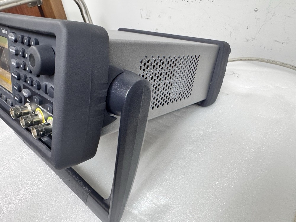 Keysight 33600A / 33612A Waveform Generator