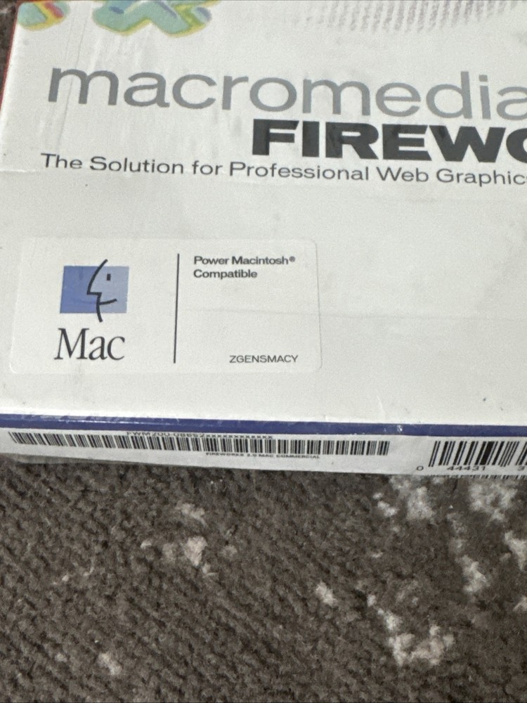 *BRAND NEW* Macromedia Fireworks 2