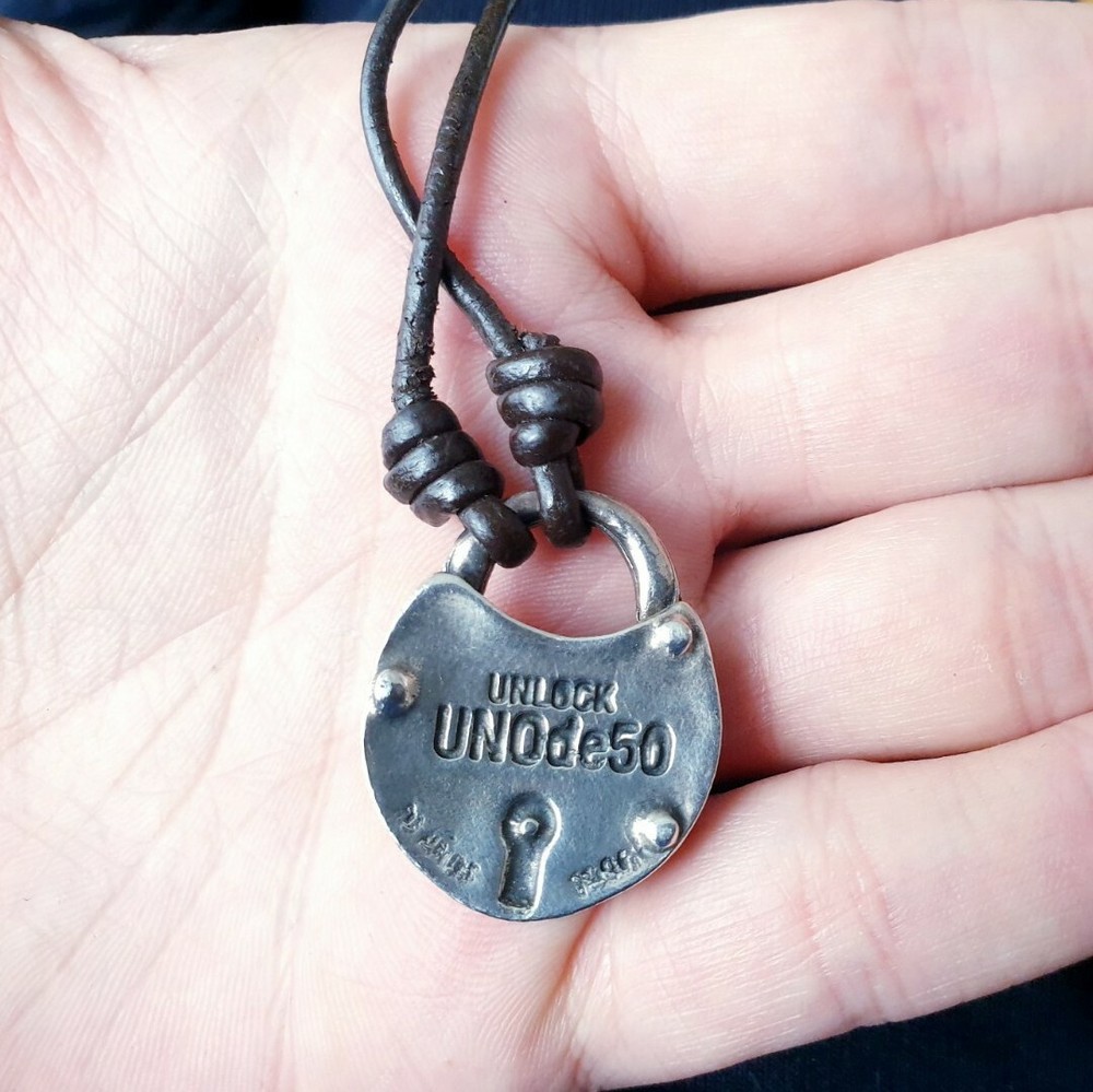 Vintage Solid Silver Italian made Pendant UNOde50