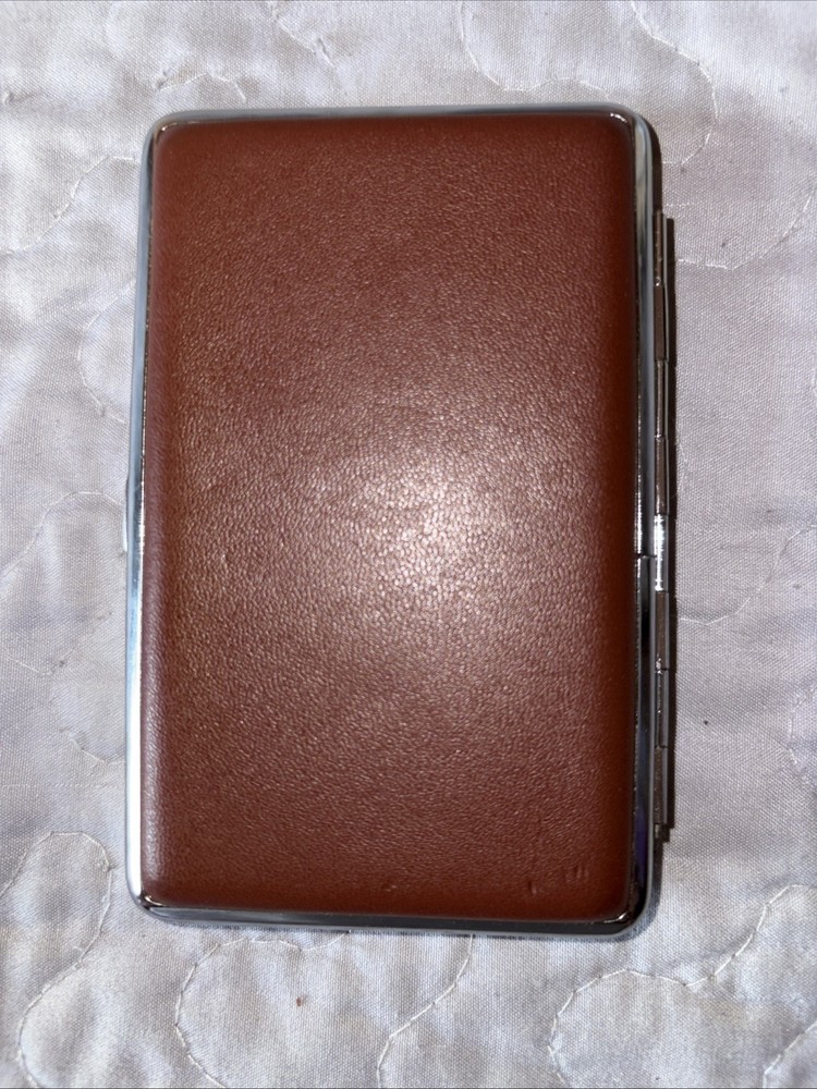 Cigarette Case Stylish Leather Surface Metal Box for 20 Cigarettes