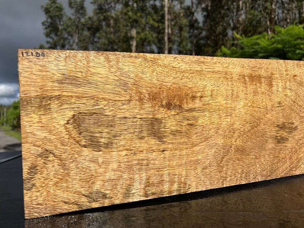 Hawaiian Curly Mango Board #12180