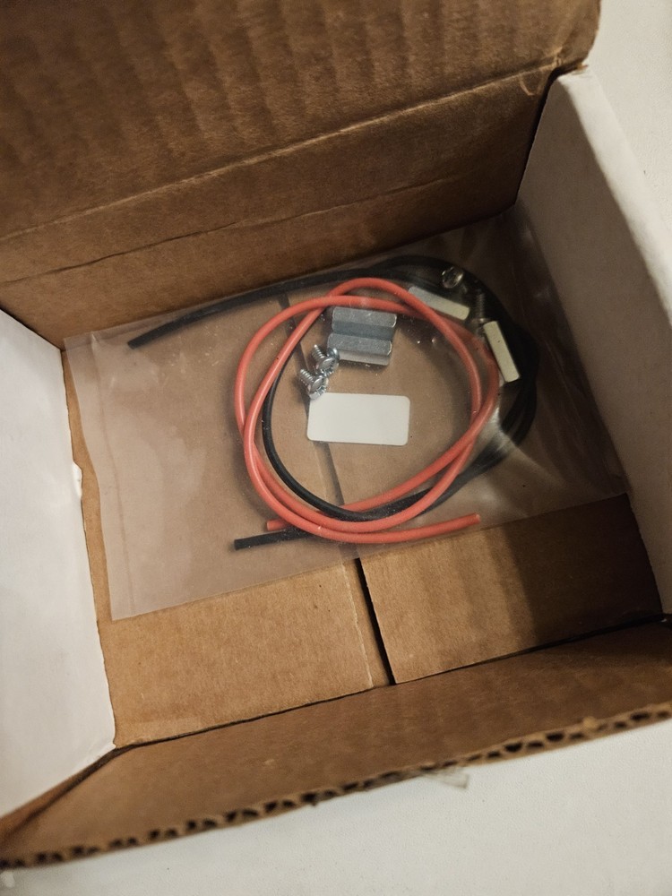 Open Box New Securitron/Assa Abloy PDB-8C8R-1A Power Distribution Board