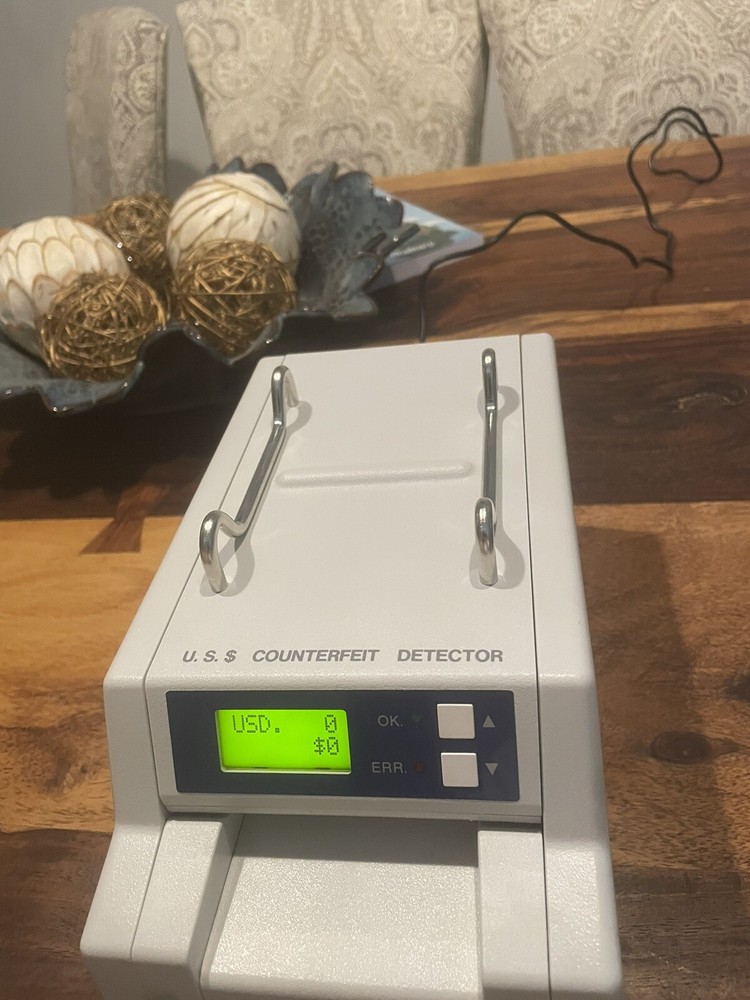 Counterfeit Money Detector Machine