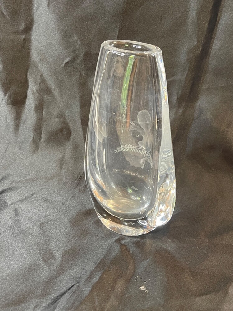 Orrefors Crystal 7" Etched Squirrel Vase - Nice! 5443