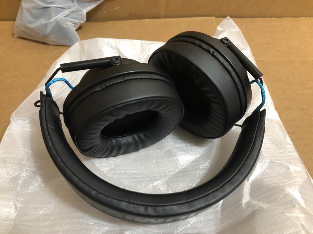 Ziumier M09 Wireless Gaming Headset 2.4G Type-C Charge Interface **