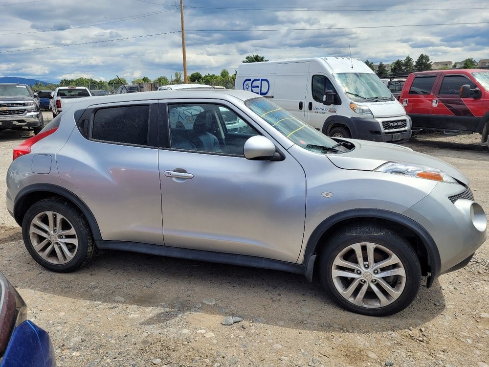 JUKE 2011 Battery Tray 12060623