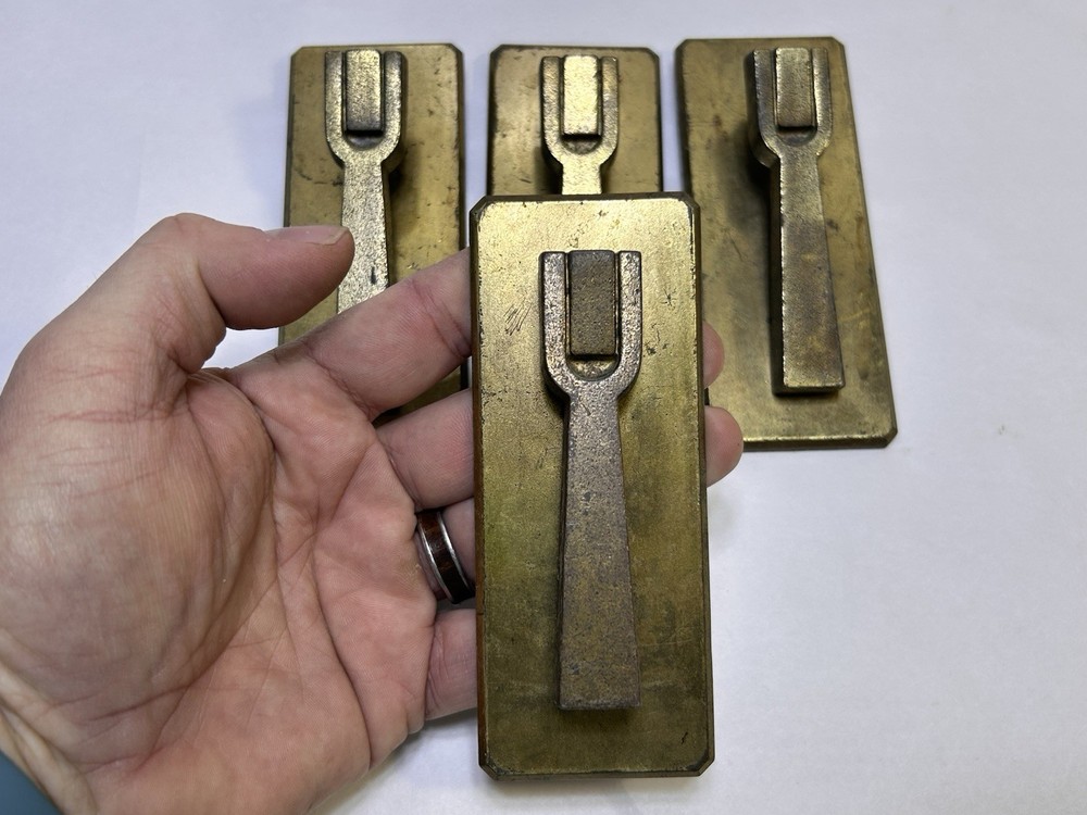 Unique, Heavy Brass Drawer Pulls Set Of 4