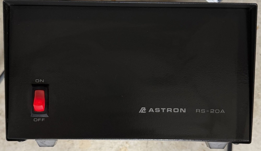 ASTRON RS-20A LINEAR POWER SUPPLY