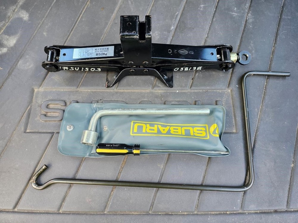 FORESTER  2003 Jack 2357715