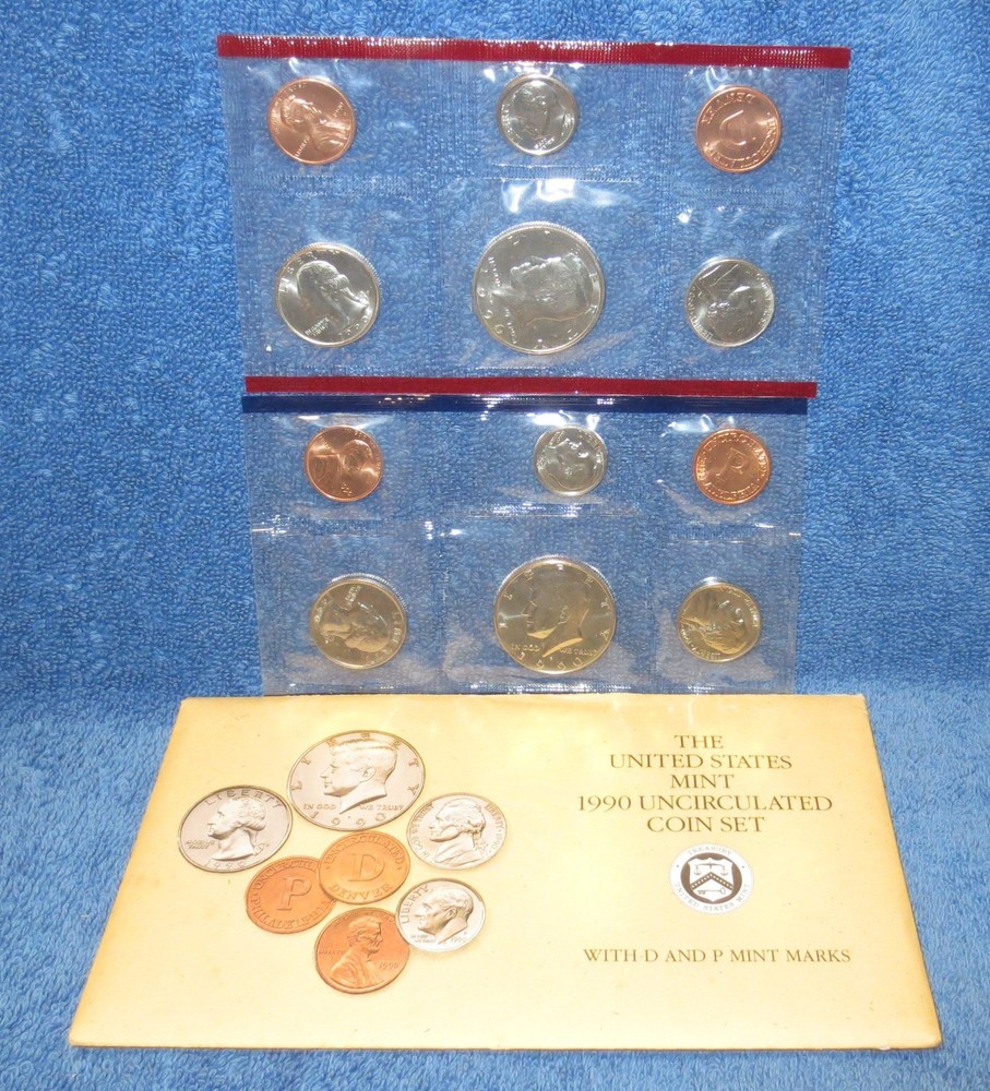 1990-P & D Uncirculated Mint set with all inserts.