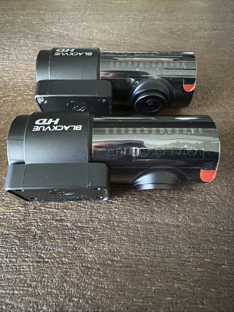 Blackvue RC200 Dash Camera Pair MINT! Cameras only